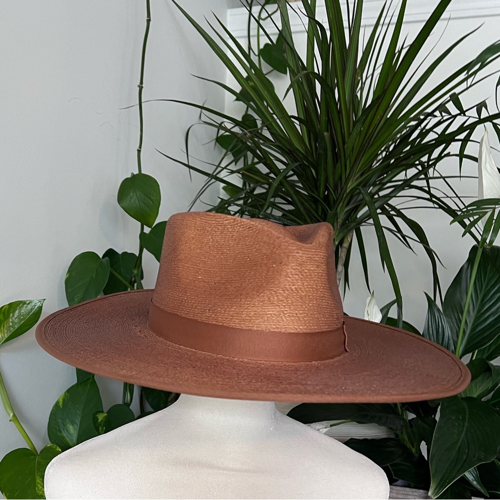 Straw hat